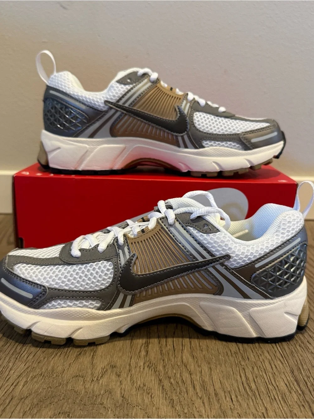 Nike Vomero 5 Metallic Pewter